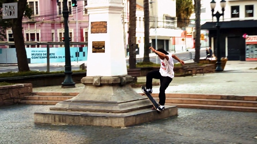 YTDown.com_YouTube_Augusto-Akio-Ambiguo-Low-Pressure-part_Media_fGbZrcwp3jw_001_1080p.mp4_20260828_111251.992.jpg