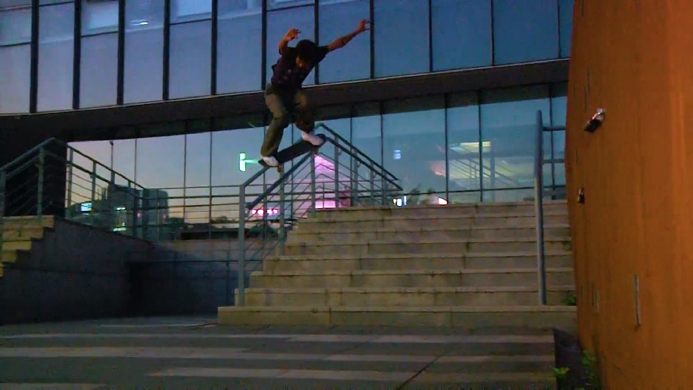 YTDown.com_YouTube_Media_TiRUqU_TDnI_Angel-High-Full-Length-Video-from-Seoul-South-Korea_001_1080p.mp4_20261006_203510.976.jpg