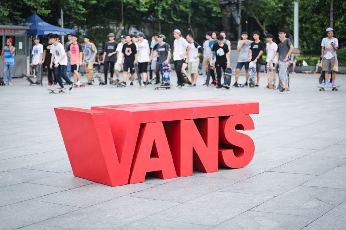 VANS今年道具也是颇有特色。
