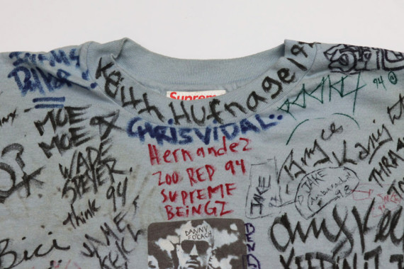 original-1994-supreme-travis-bickle-t-shirt-15-570x380